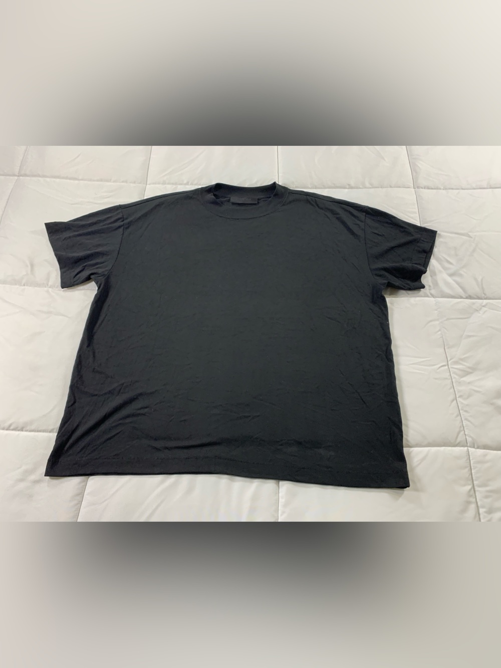 Pre loved FEAR OF GOD essentials T-shirt Mens size L